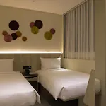 Royal Jade Boutique Hotel