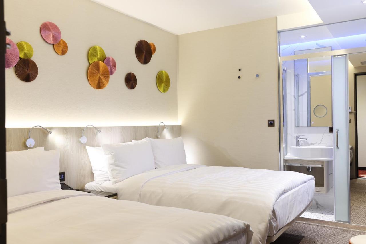 Royal Jade Boutique Hotel 3*